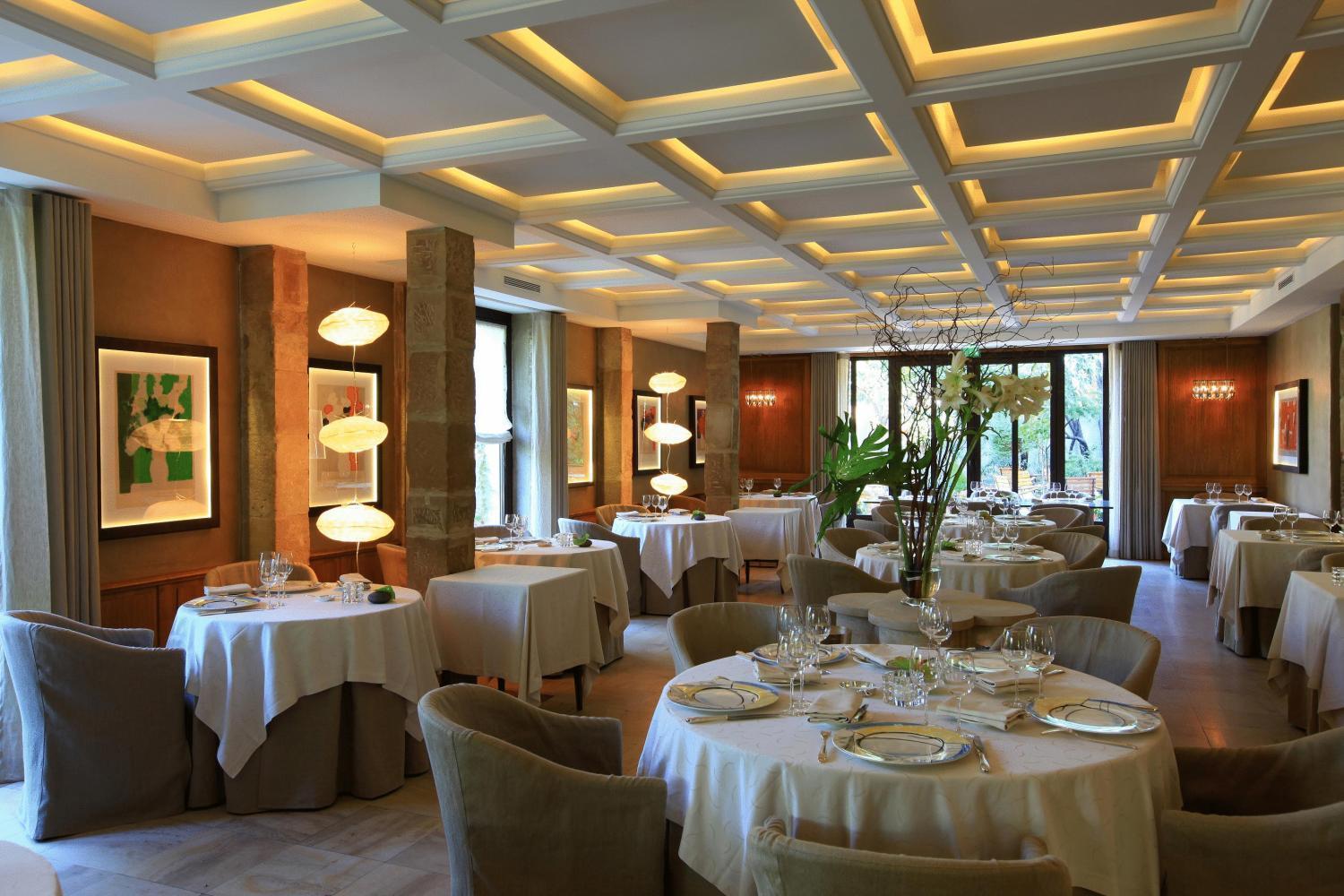 Hotel & Restaurants - Maison Chabran Pont-de-lʼIsère Restaurace fotografie